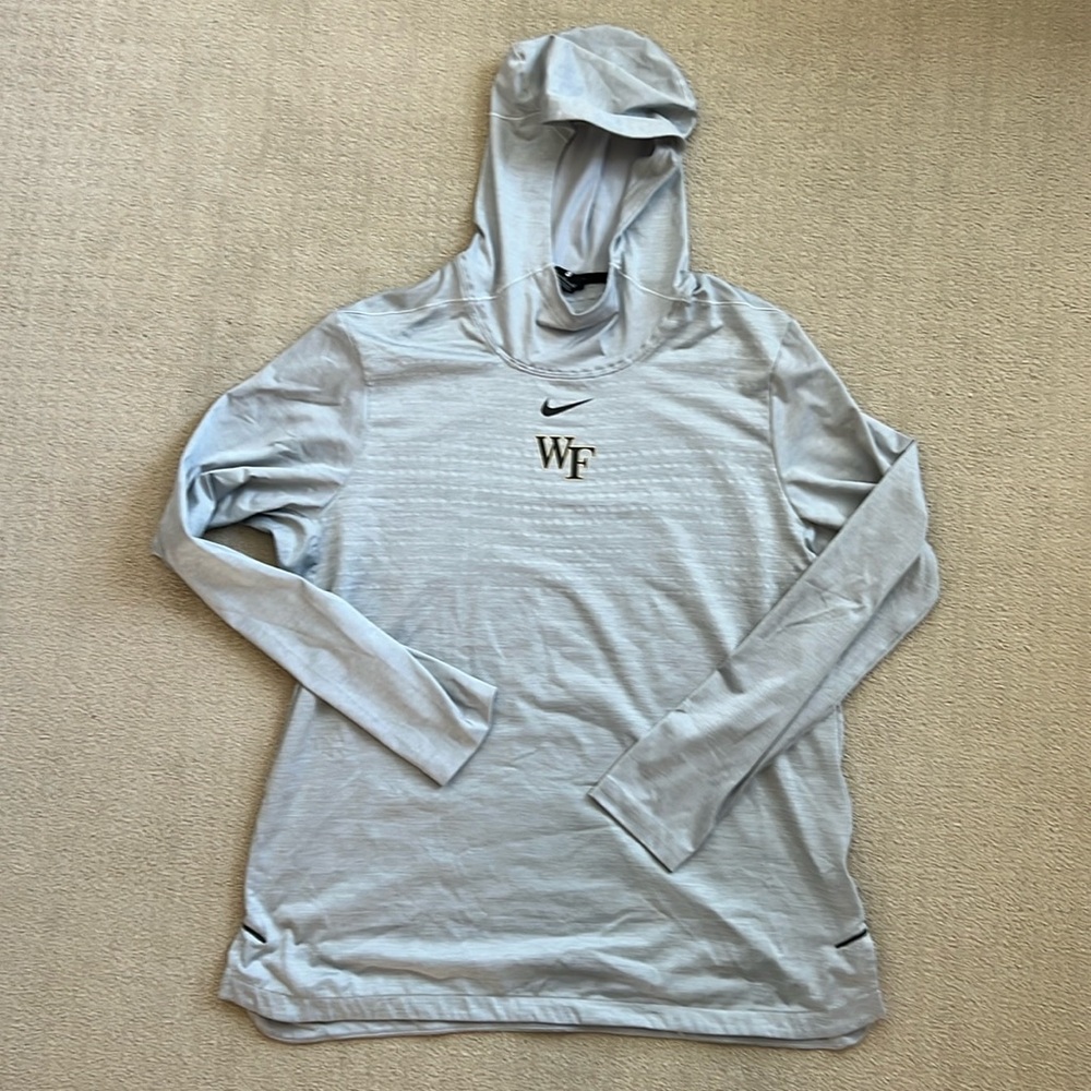Men’s Wake Forest basketball hoodie